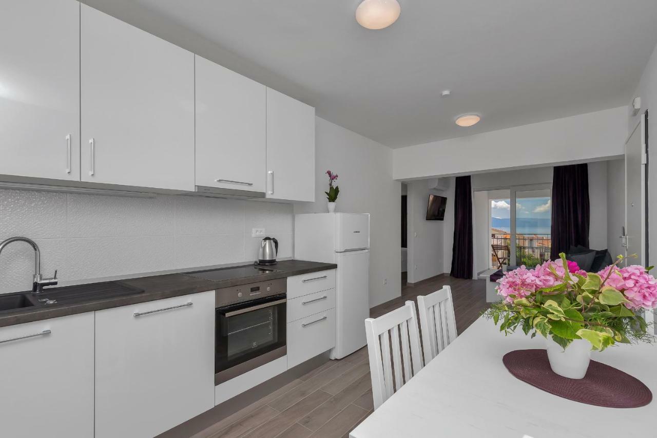 Apartmani Daniela ポドゥゴラ エクステリア 写真